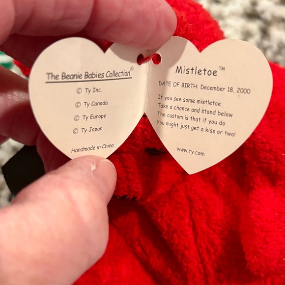 Christmas Beanie Babies. Seven bears one dog - Picture 5 of 16